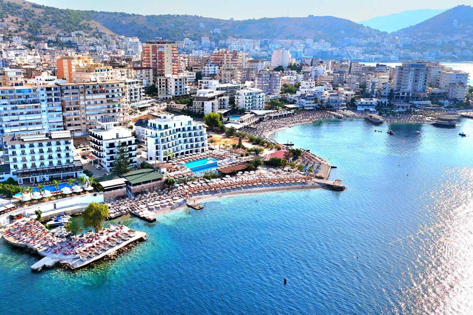 Svein Apartment Sarandë Eksteriør billede